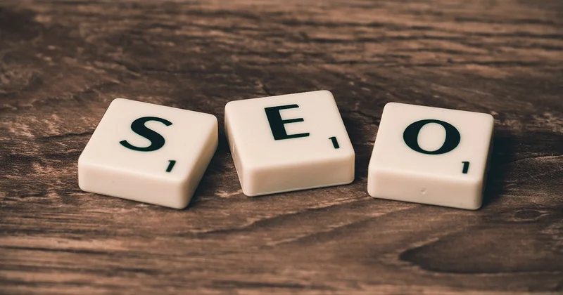 Quelles sont les 4 stratégies marketing et où se place le contenu ?